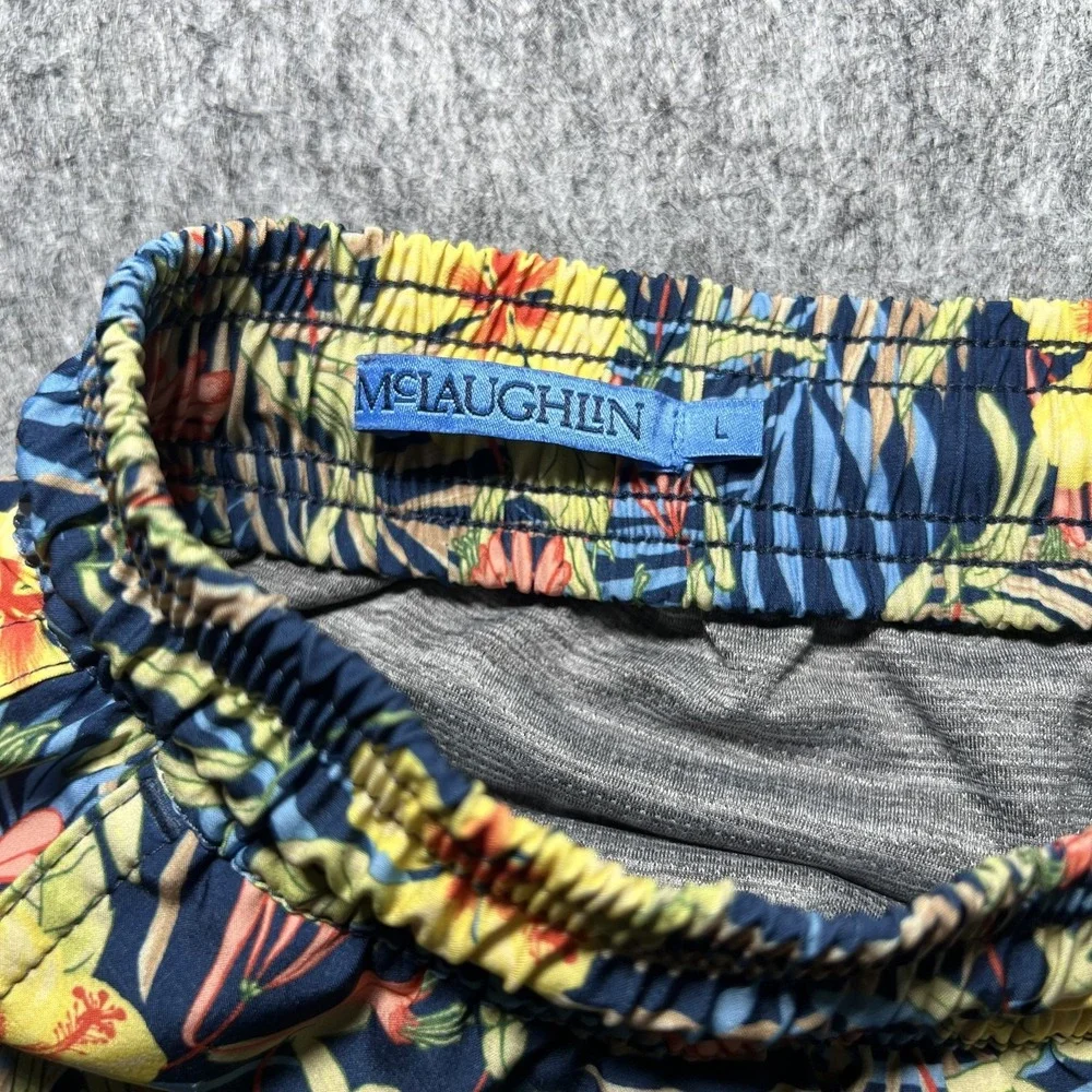 J McLaughlin Swin Trunks Men Size Large Floral Drawstrings Lined Summer Beach